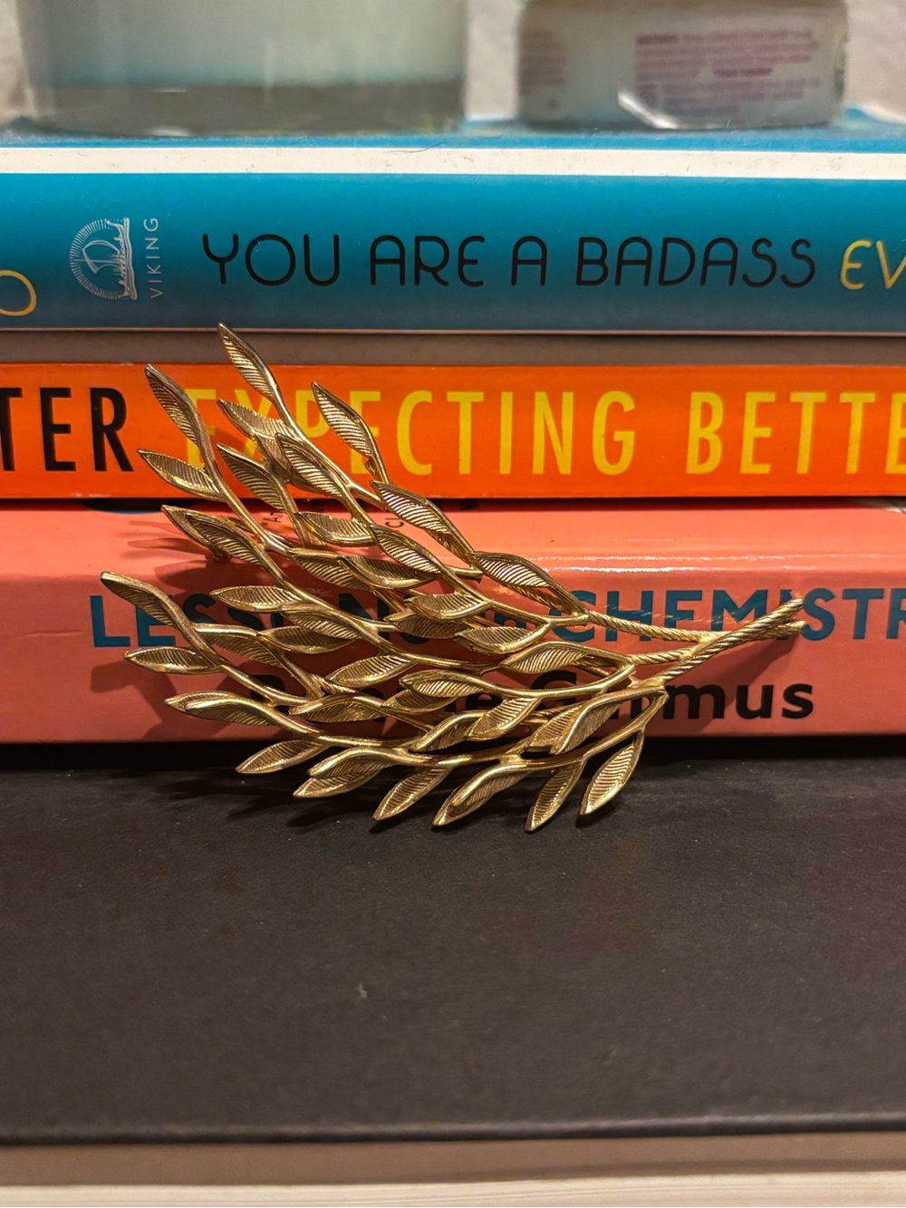 Vintage Gold Olive Branch Motif Brooch